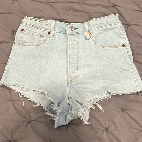 Levi's Pants - Levi Shorts